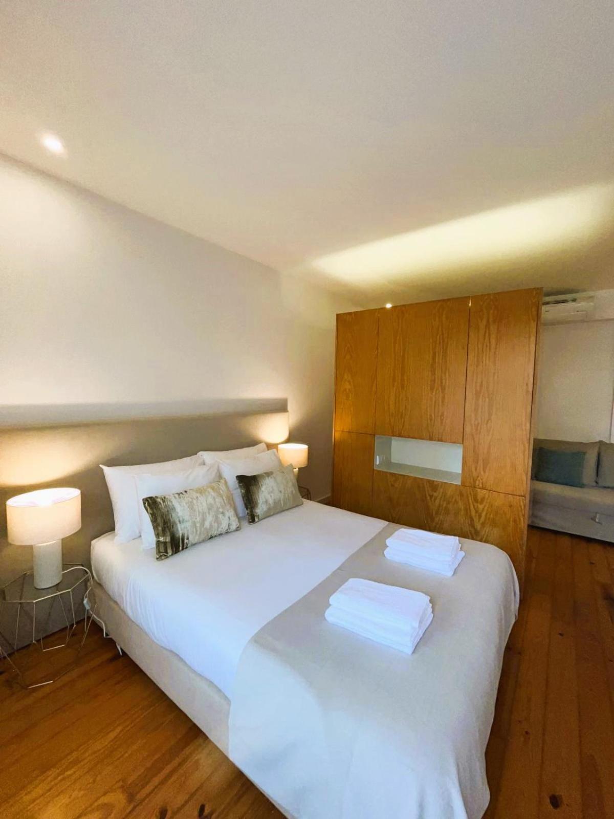 Brittos Lapa Apartment In Porto Center Luaran gambar