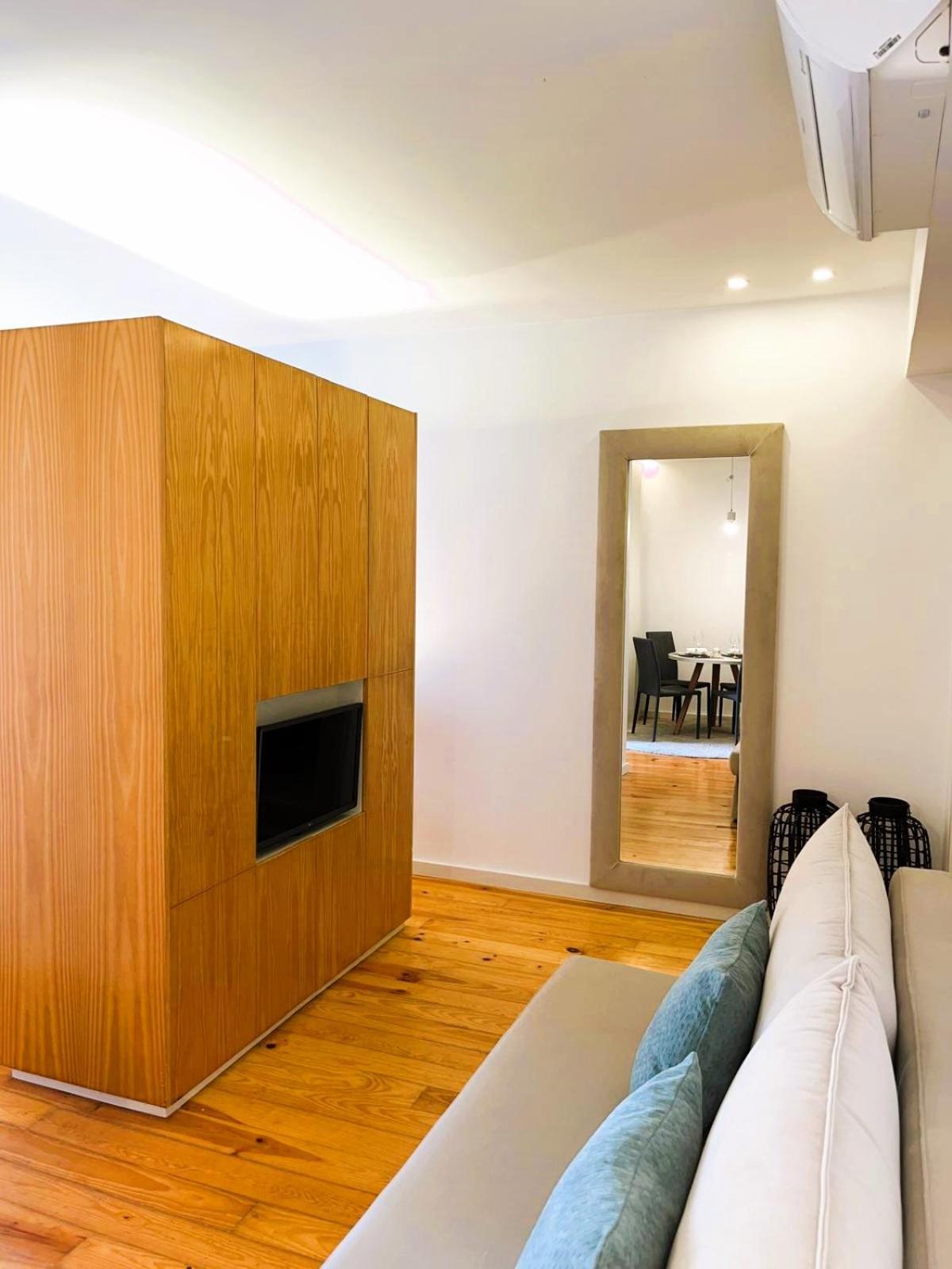 Brittos Lapa Apartment In Porto Center Luaran gambar