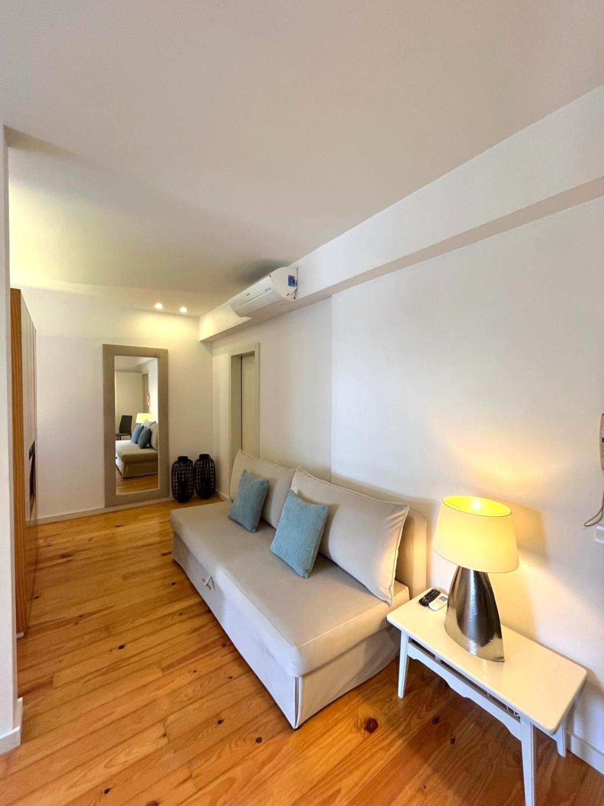 Brittos Lapa Apartment In Porto Center Luaran gambar
