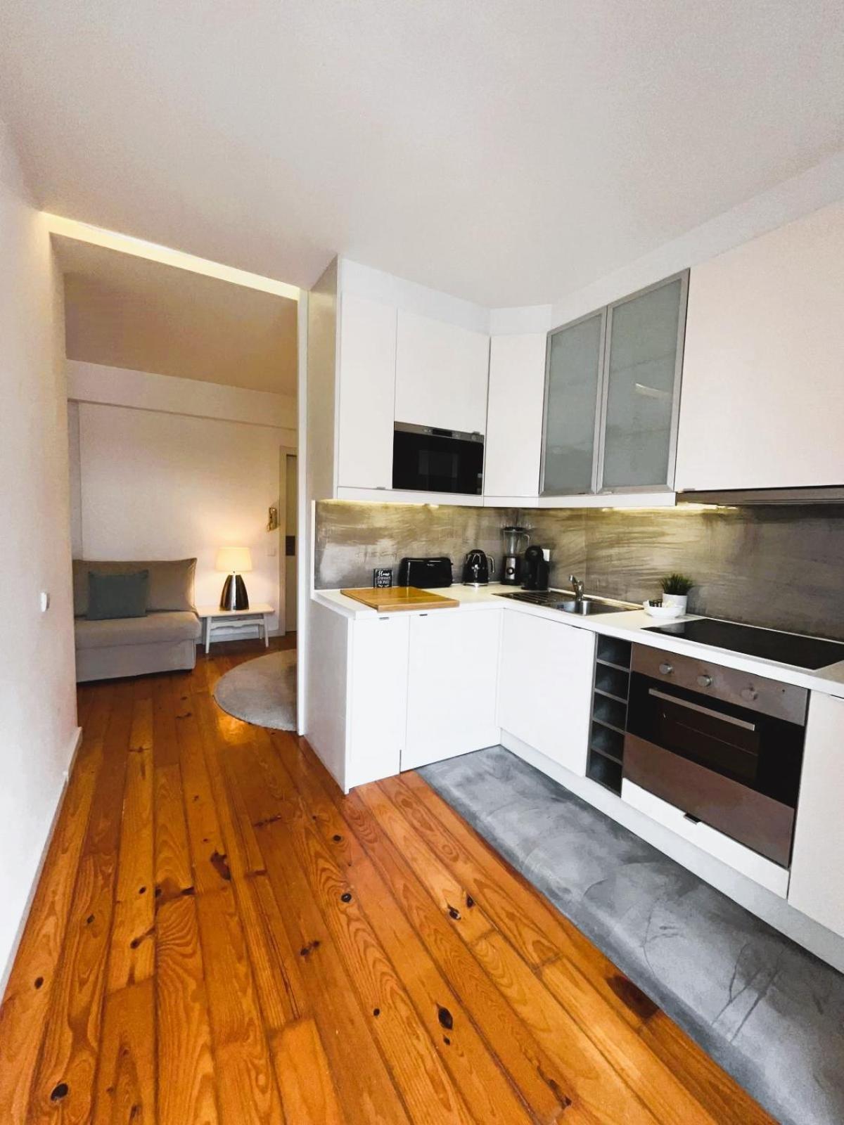 Brittos Lapa Apartment In Porto Center Luaran gambar